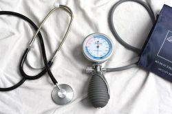 progesterone blood pressure